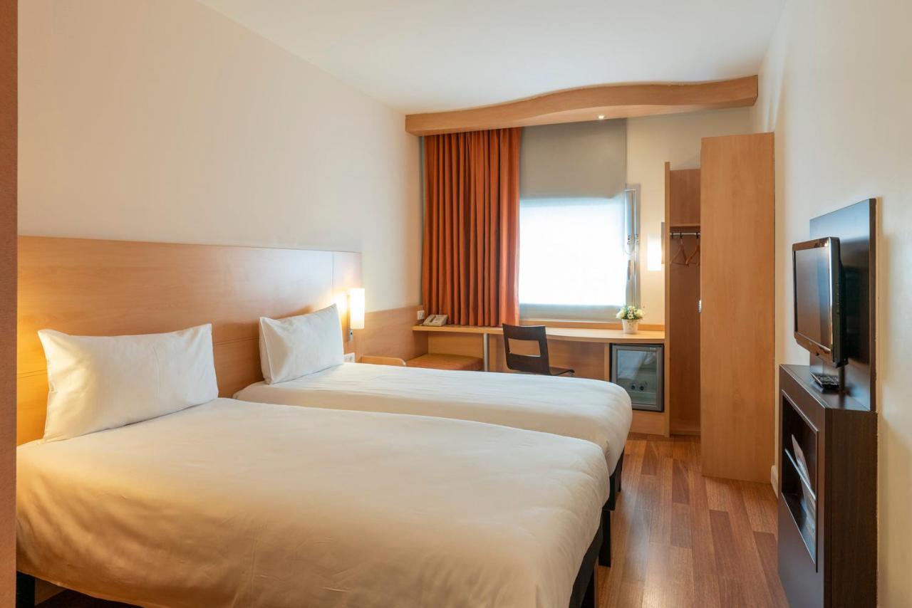 Ibis Izmir Alsancak Hotel Eksteriør billede
